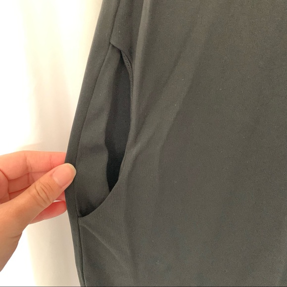 Filippa K Black Sleeveless V-neck Dress with pockets - Picture 3 of 4